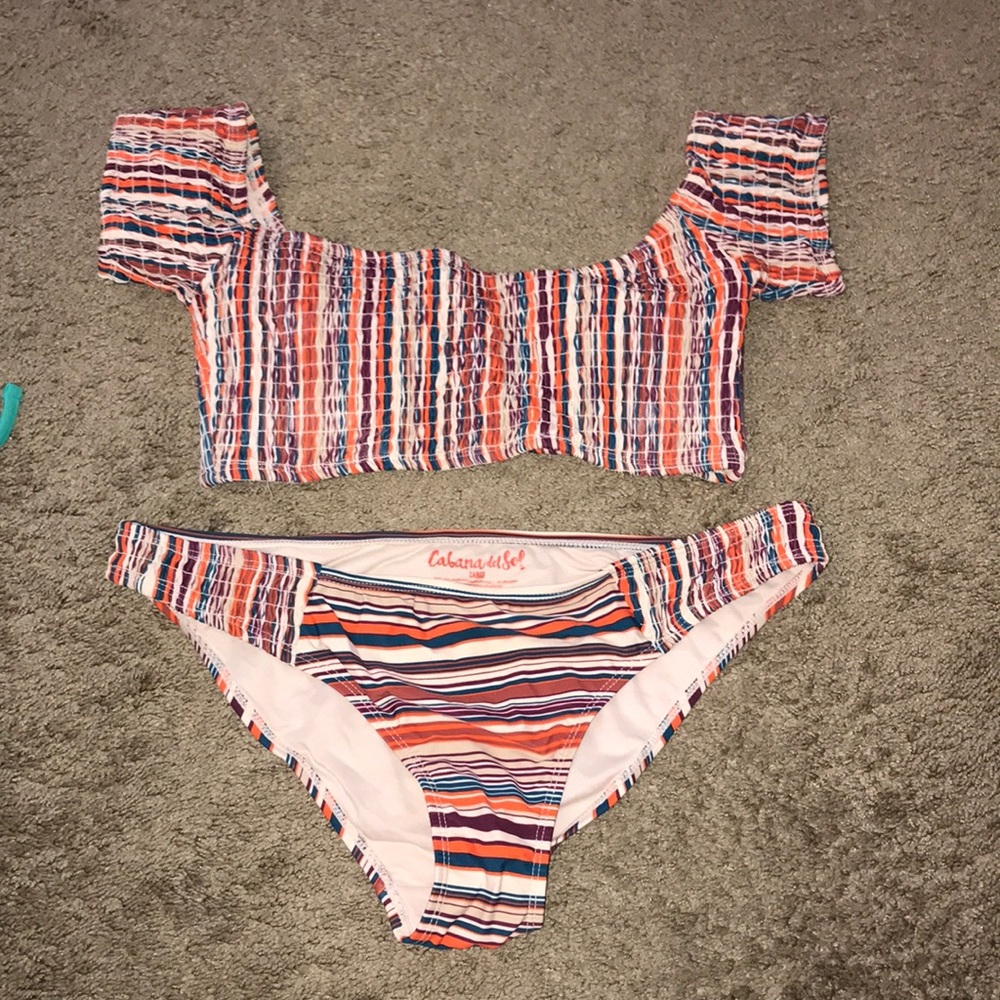 Bikini top & bottom set